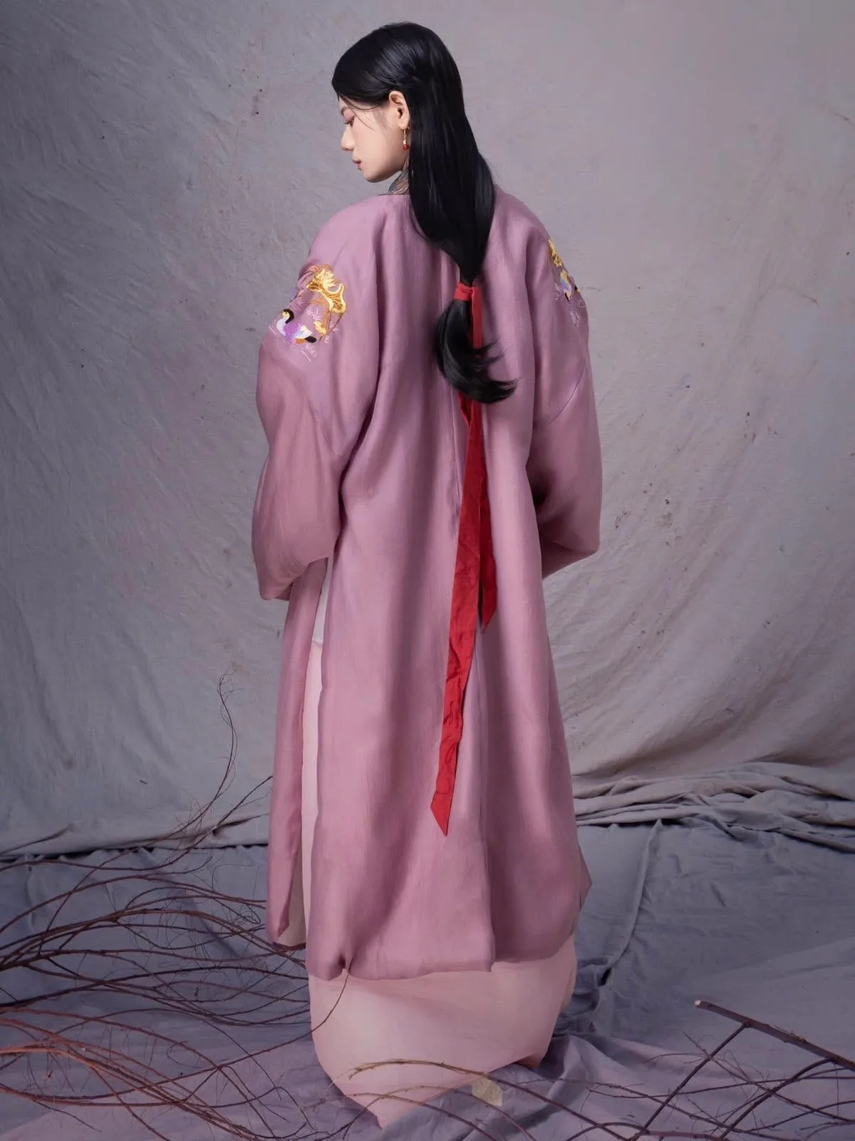 Tơ Hồng Liên