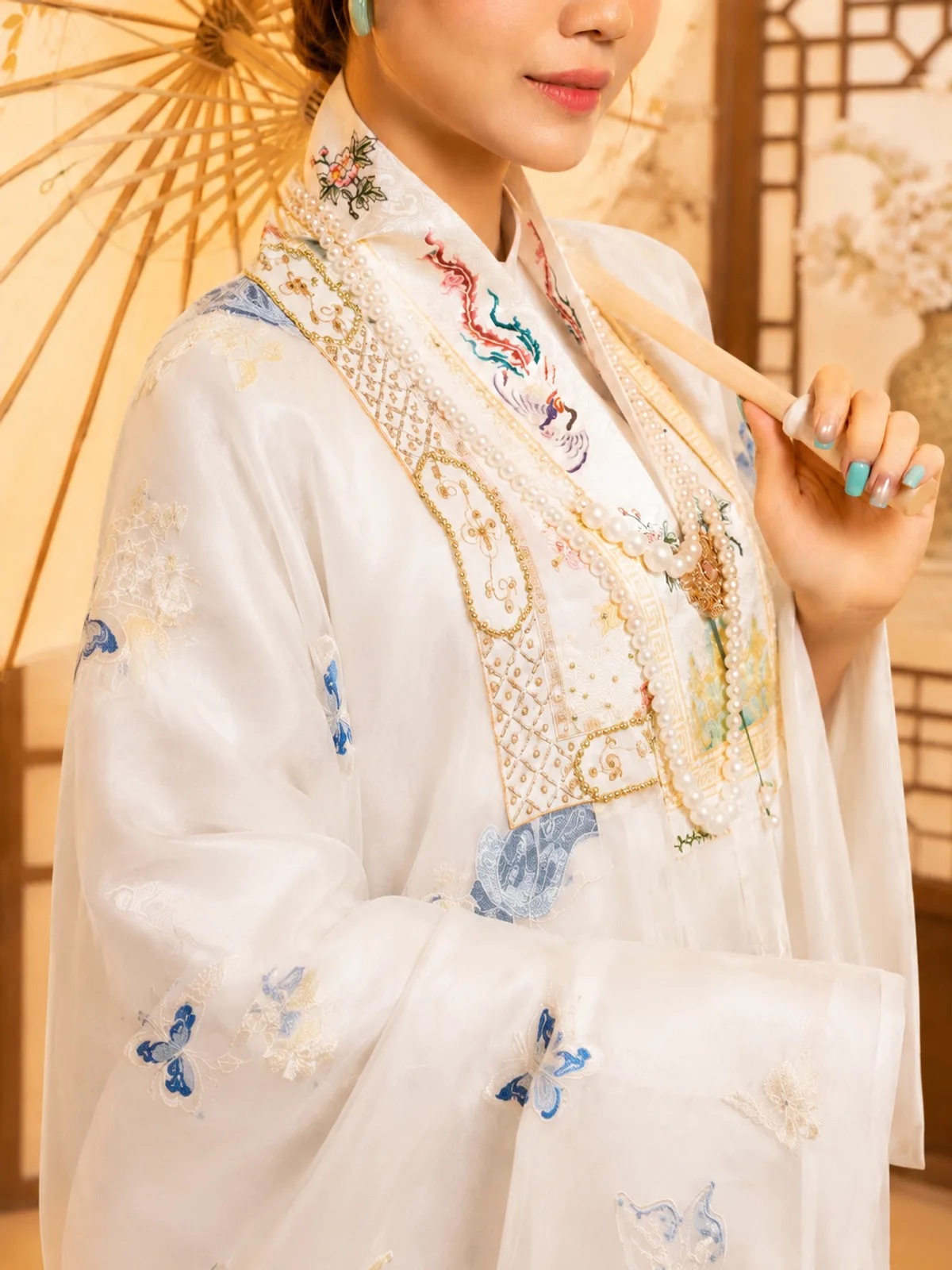 Cườm Tơ Bạch Vân