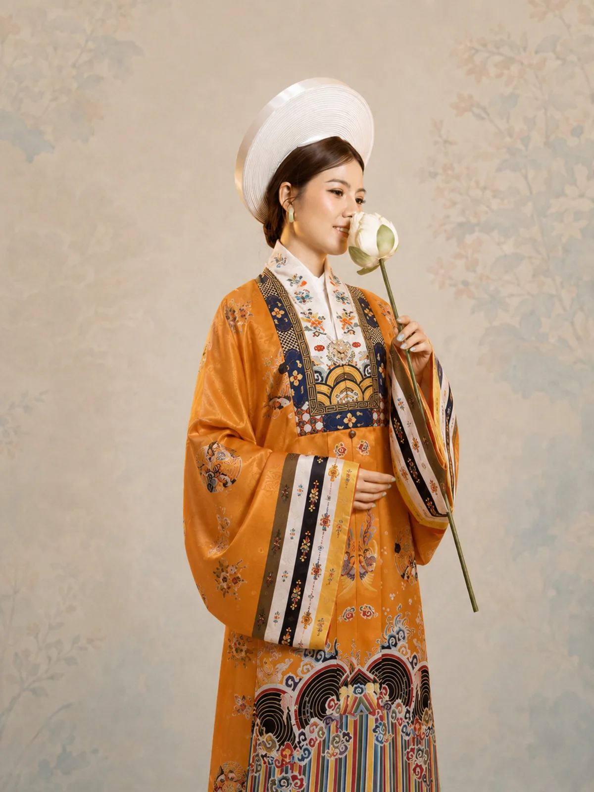 Gấm Hổ Phách